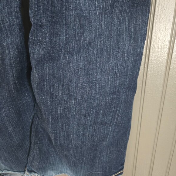 Silver Tuesday Bootcut Women's Distressed Blue Jeans Size 27x33 - Picture 14 of 16